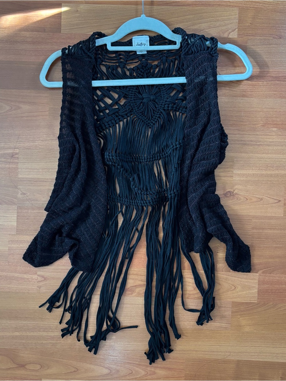 Women’s Black daytrip fringe macrame vest in size S